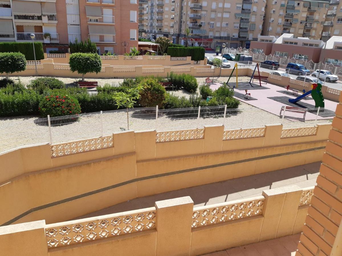 Amplio Piso Con Vistas A La Playa De Poniente Apartment Águilas Екстериор снимка